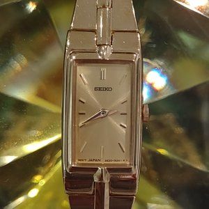 Seiko Women's Essential Gold-Tone Stainless Steel Bracelet Watch.